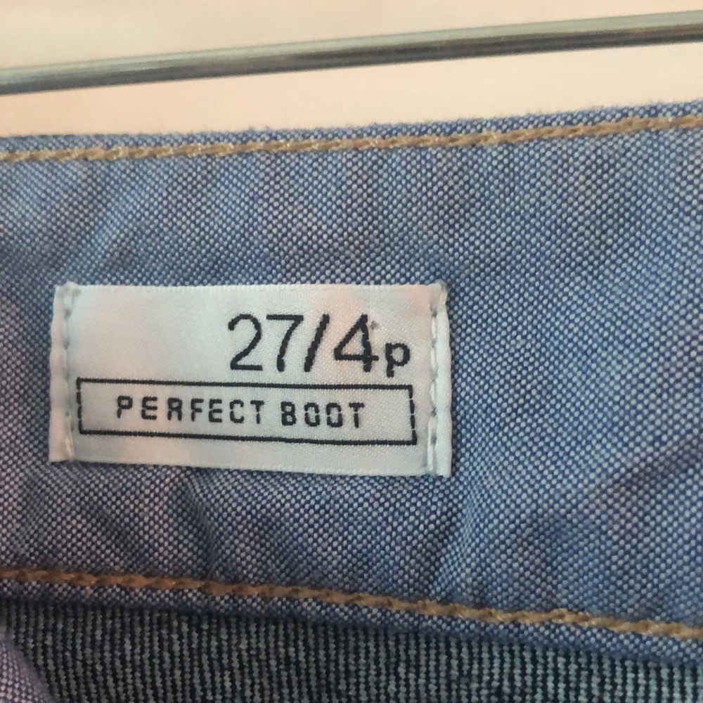 Gap jeans 1969 size 27/4p in like new condition - Picture 4 of 8